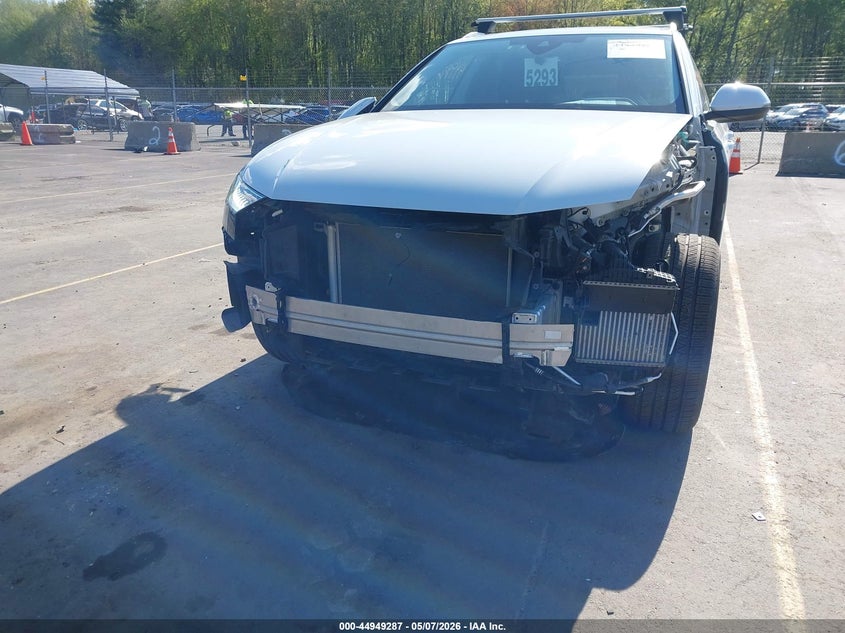 2023 AUDI Q8 auction photo 6