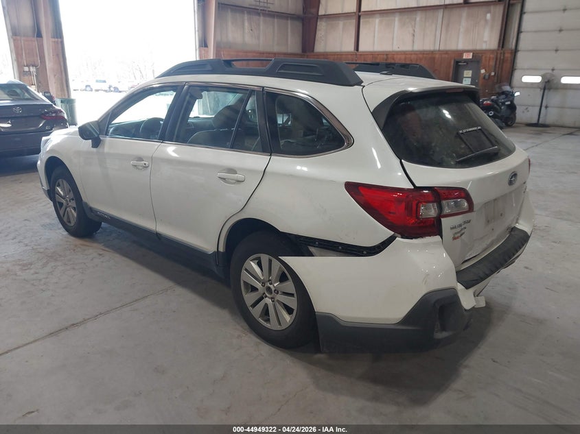 2019 SUBARU OUTBACK auction photo 3