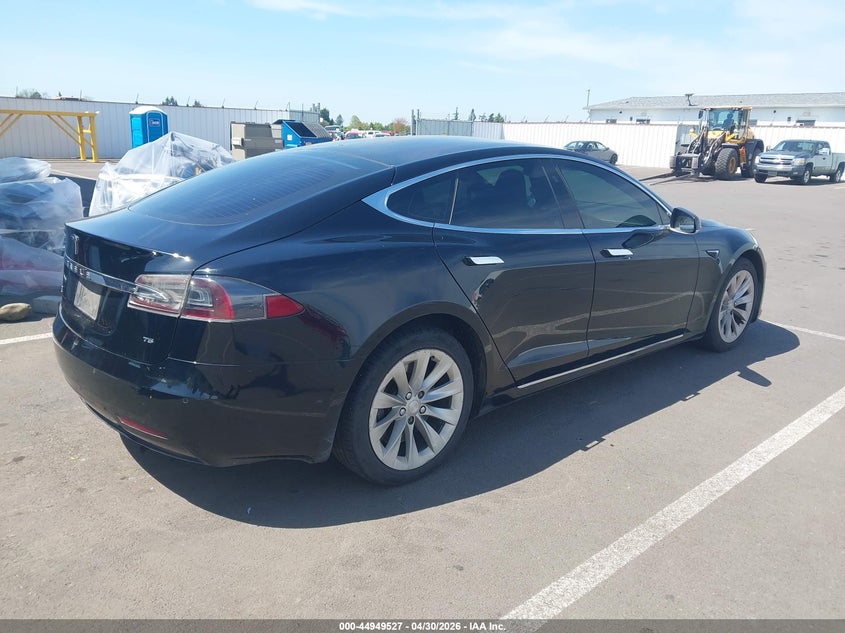Vin: 5yjsa1e12hf201179, lot: 45446923, tesla model s 60/75 20174