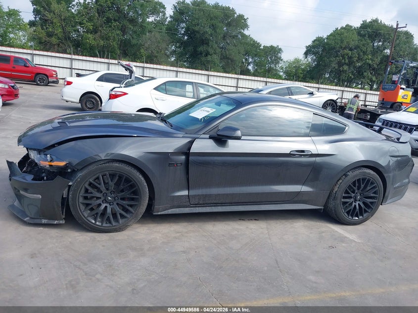 FORD MUSTANG - zdjęcie 14