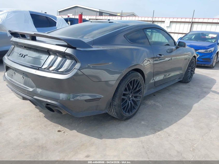 FORD MUSTANG - zdjęcie 4