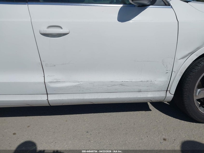 2015 Audi Q3 2.0T Premium Plus VIN: WA1BFCFS4FR013012 Lot: 44949754