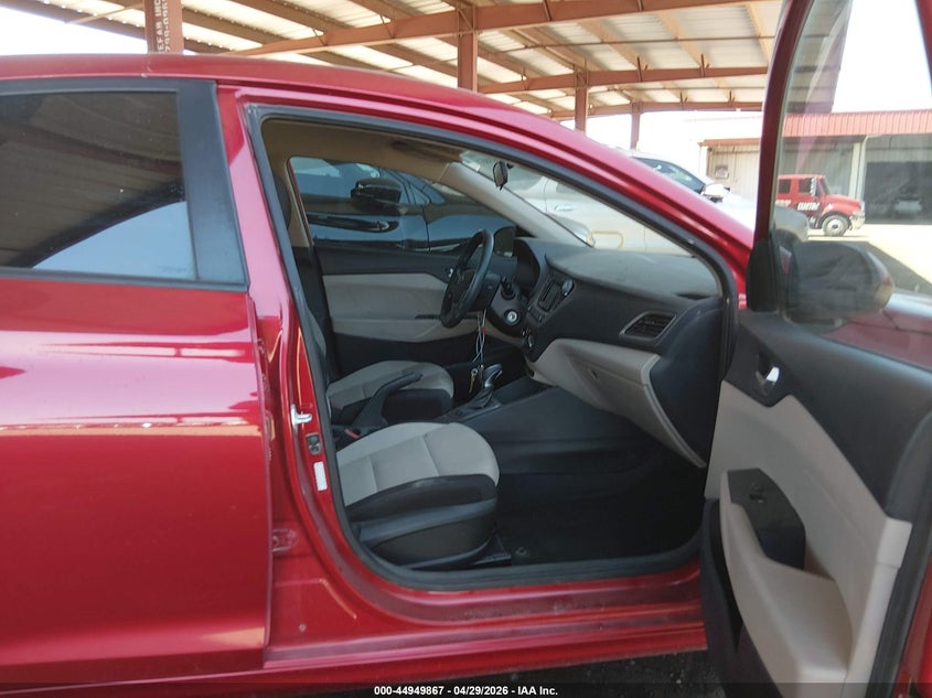 VIN 3KPC24A34KE088293 2019 HYUNDAI ACCENT SE