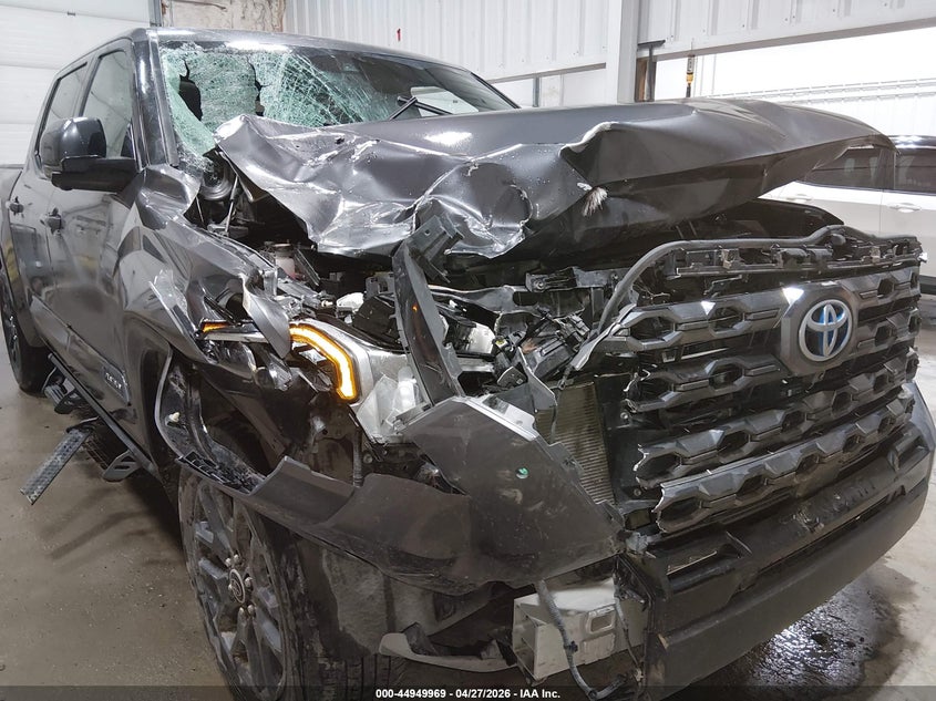 2023 TOYOTA TUNDRA HYBRID auction photo 6