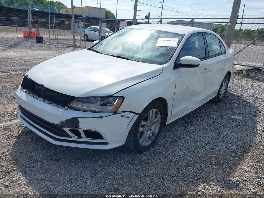 3VW2B7AJ3JM203933 2018 Volkswagen Jetta 1.4t S photo 1