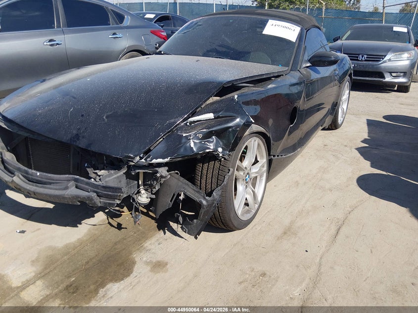 2008 BMW Z4 3.0Si VIN: 4USBU535X8LX04390 Lot: 44950064