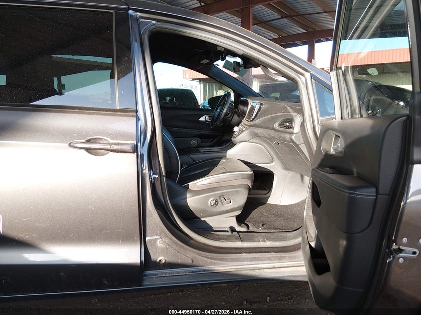 2021 Chrysler Pacifica Hybrid Limited
