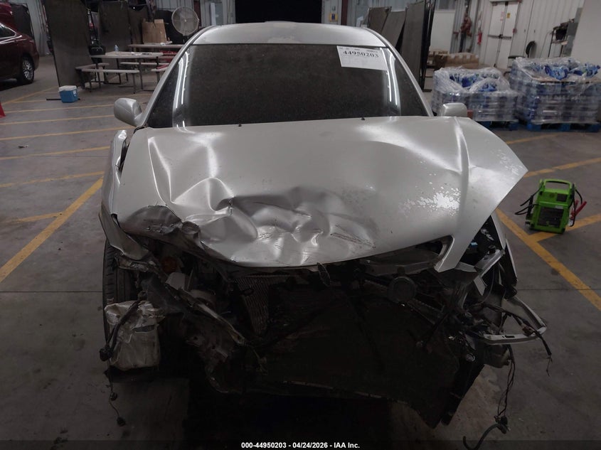 2004 Toyota Camry Le VIN: 4T1BE32K44U919777 Lot: 44950203