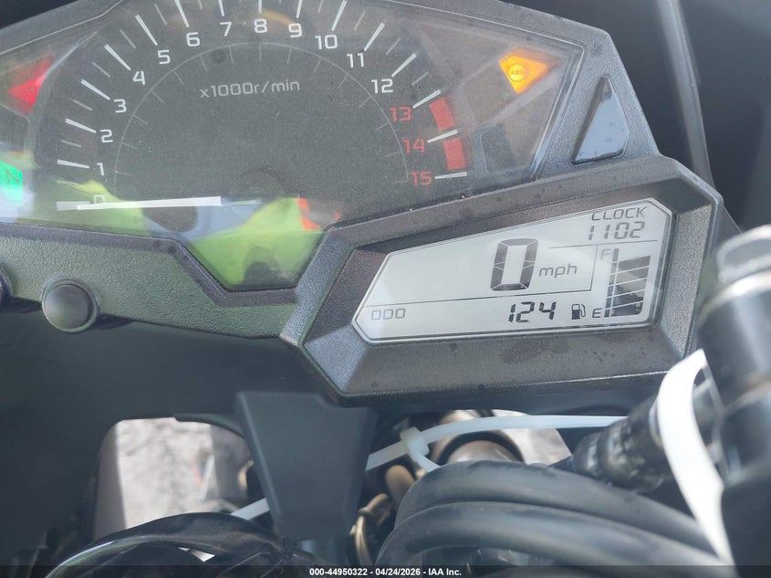 2014 Kawasaki Ninja 300 VIN: LOT-1-44950322 Lot: 44950322