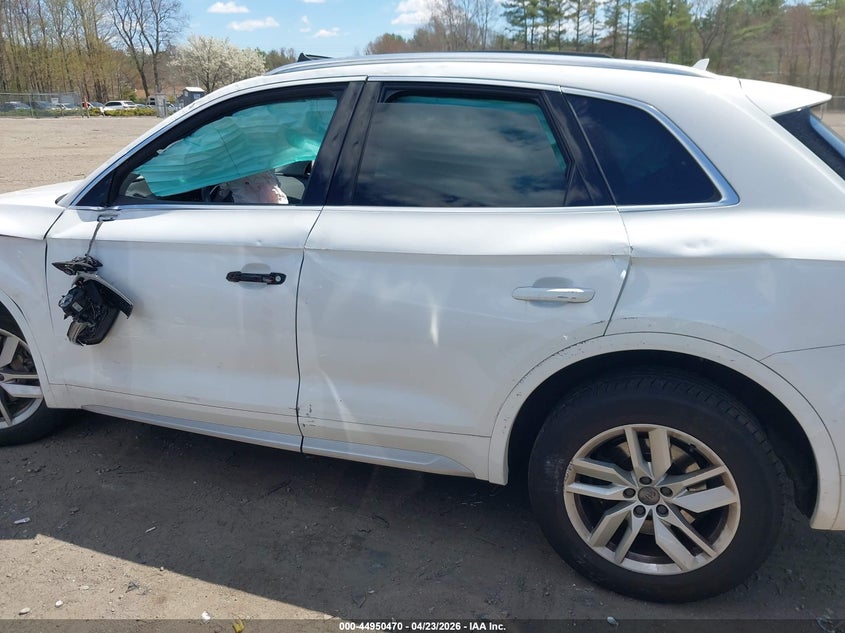 2020 Audi Q5 Premium 45 Tfsi Quattro S Tronic VIN: WA1ANAFY8L2069742 Lot: 44950470