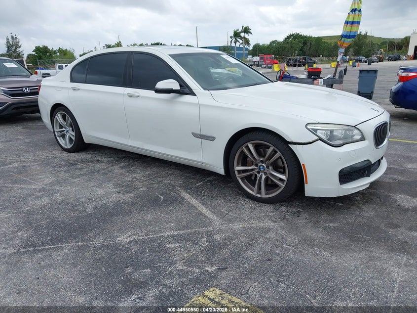 2013 BMW 740Li