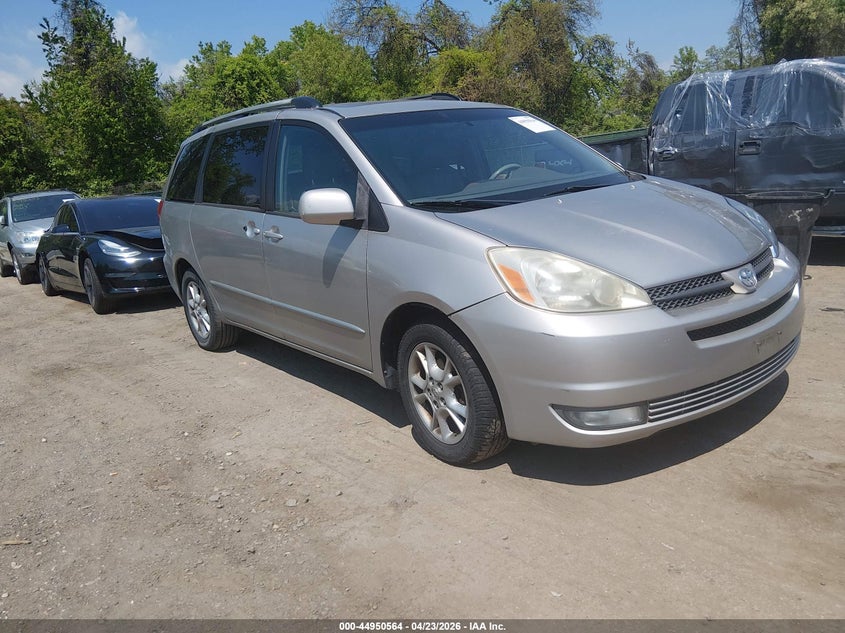 2005 Toyota Sienna Xle