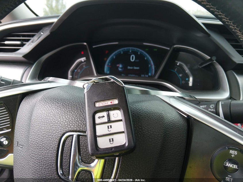 VIN 19XFC1F93HE025989 2017 HONDA CIVIC TOURING