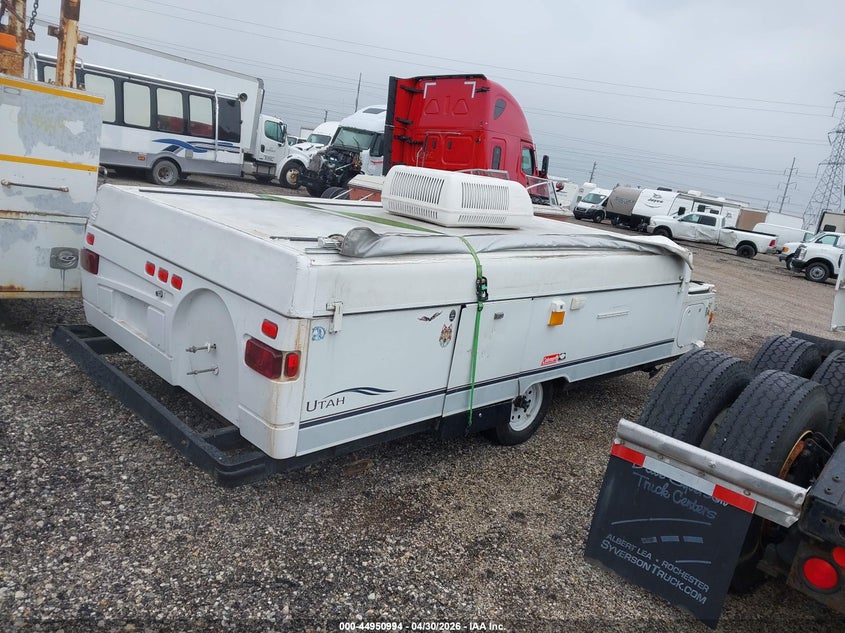 2003 FLEETWOOD OTHER auction photo 2