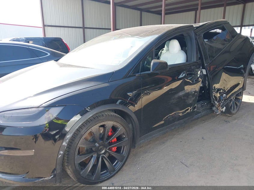 2022 Tesla Model X Plaid Tri Motor All-Wheel Drive VIN: 7SAXCBE69NF356148 Lot: 44951018