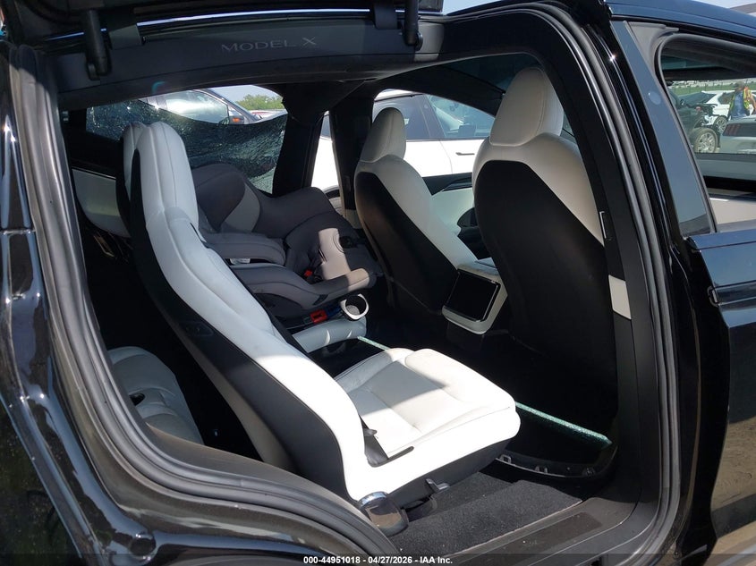 2022 Tesla Model X Plaid Tri Motor All-Wheel Drive VIN: 7SAXCBE69NF356148 Lot: 44951018