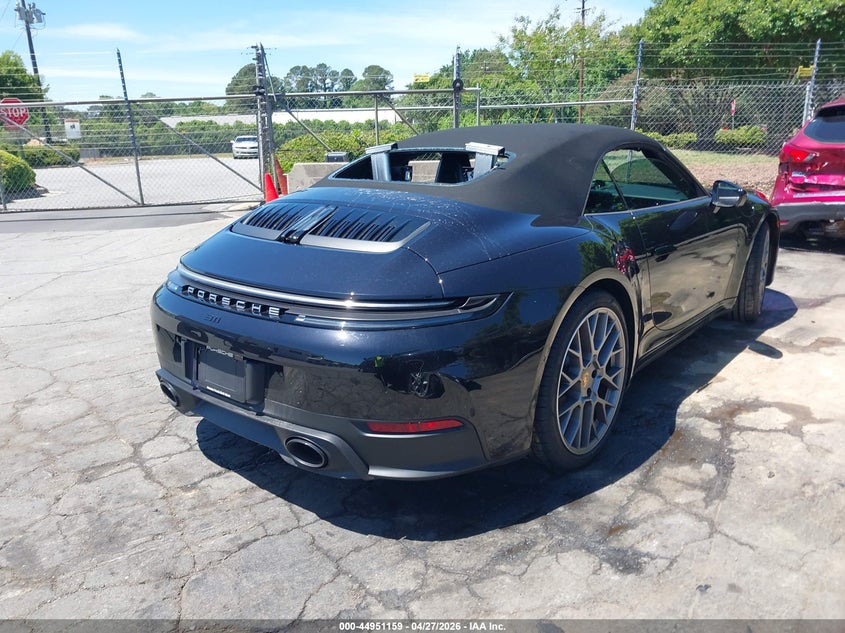 2025 PORSCHE 911 auction photo 4