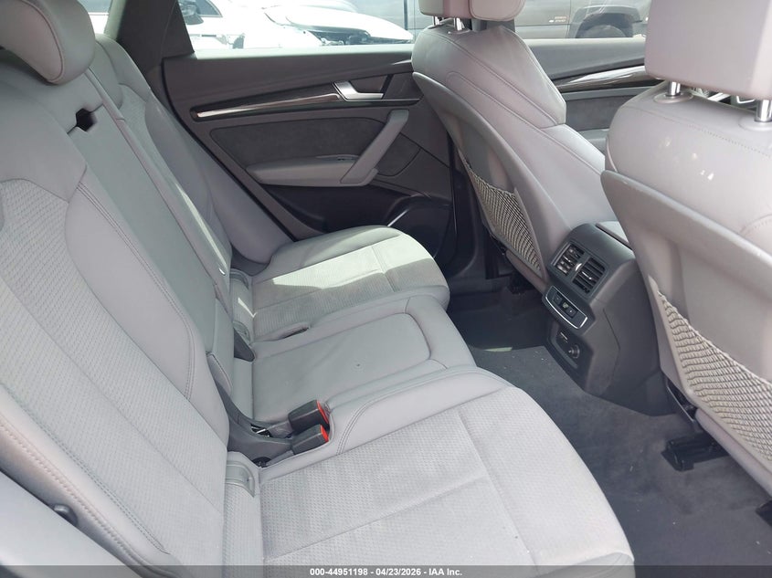 2022 Audi Sq5 Premium Tfsi Quattro Tiptronic VIN: WA1A4AFY6N2044781 Lot: 44951198