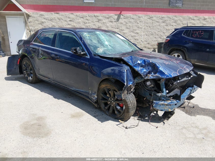 2015 Chrysler 300 Limited