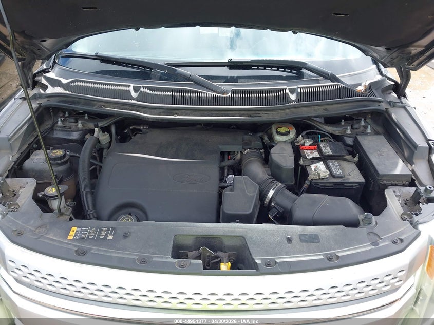 2015 FORD EXPLORER XLT · Фото 10