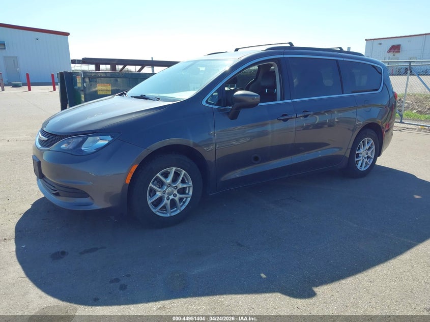Vin: 2c4rc1dg1lr257433, lot: 45448805, chrysler voyager lxi 20202