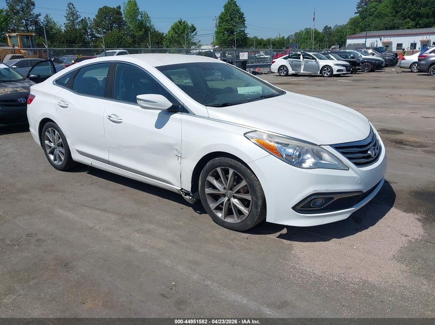 2017 HYUNDAI AZERA