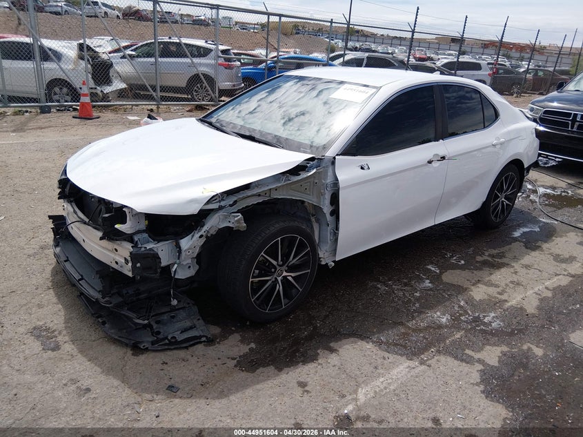 2021 Toyota Camry Se 4T1G11AK2MU587636 photo 1