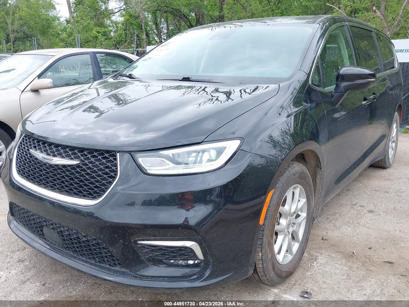Vin: 2c4rc1bg5pr517129, lot: 45449131, chrysler pacifica touring l 20232