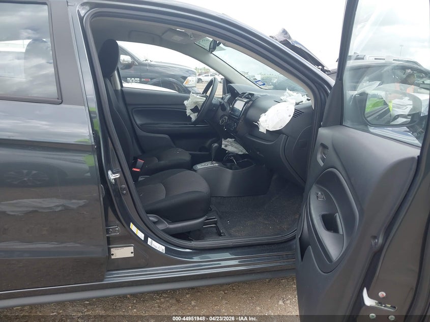 2024 Mitsubishi Mirage Es/Le