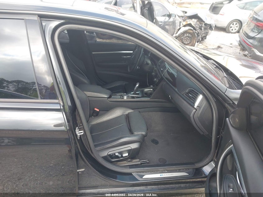 2016 BMW 330E auction photo 5