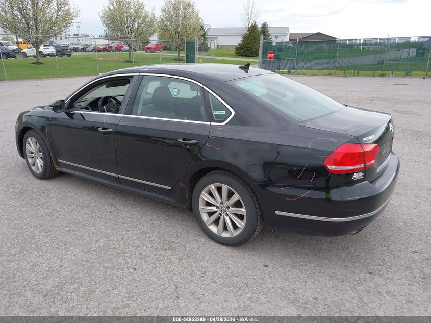 2012 Volkswagen Passat 2.5L Sel