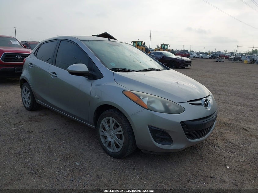 Vin: jm1de1ky3d0153635, lot: 45449704, mazda mazda2 sport 2013 img_1