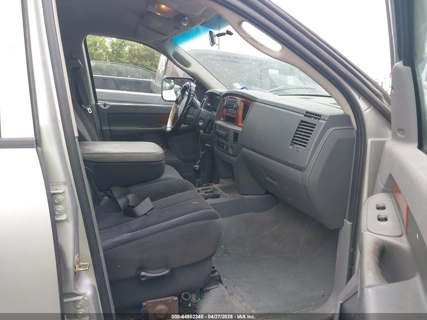 2006 DODGE RAM TRUCK 5.7L V-8 345HP