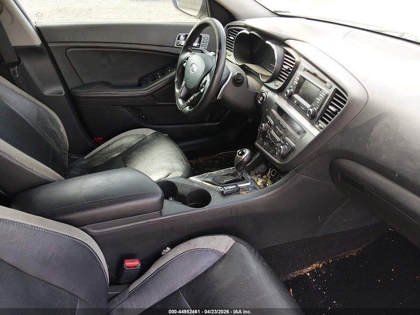 2012 Kia Optima 2.0 Sx white Lot 111044952461 Vin 5XXGR4A63CG065863