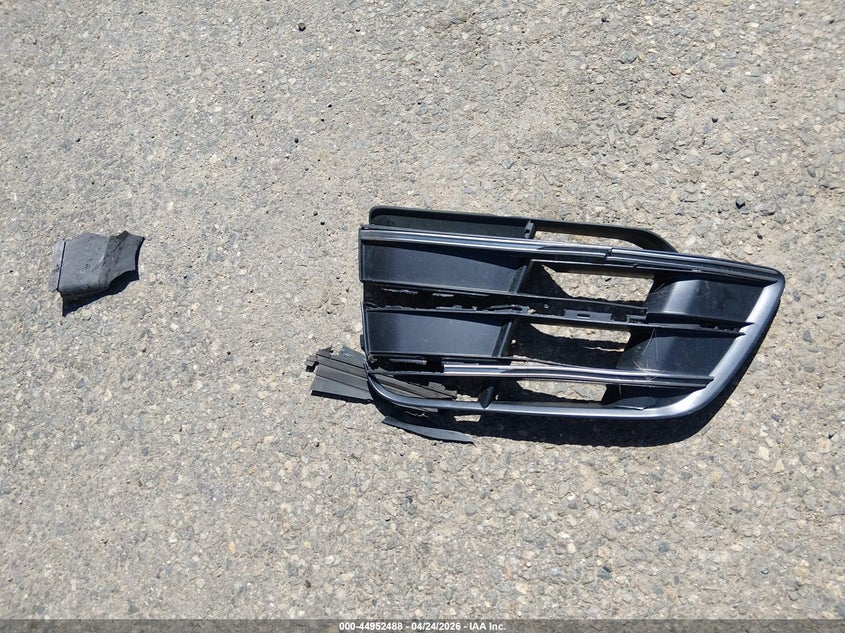 2018 Audi Sq5 3.0T Premium Plus VIN: WA1A4AFY0J2009843 Lot: 44952488