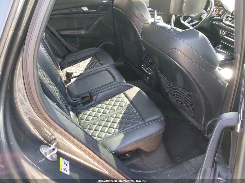 2018 Audi Sq5 3.0T Premium Plus VIN: WA1A4AFY0J2009843 Lot: 44952488