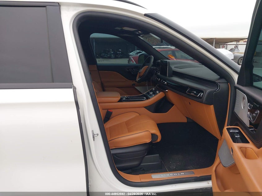 AtlanticExpress - Lincoln Aviator