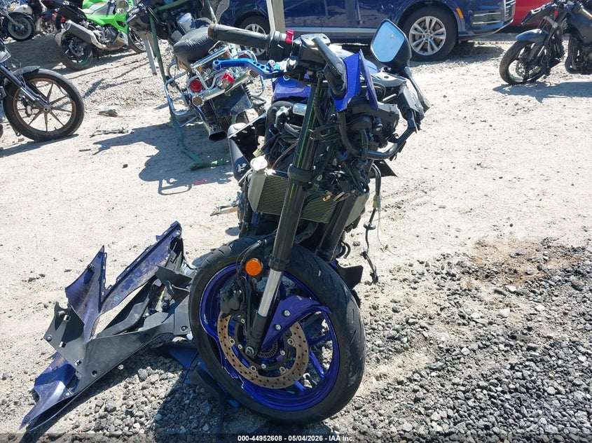 2024 YAMAHA YZFR3 321 CC(VIN: MH3RH18Y5RK015595