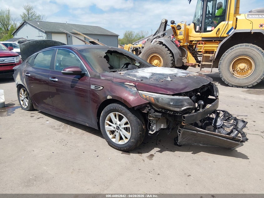Vin: 5xxgt4l3xgg115765, lot: 45450043, kia optima lx 2016 img_1