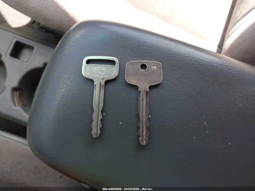 2002 Toyota Tacoma VIN: 5TEPM62N92Z139481 Lot: 44952805