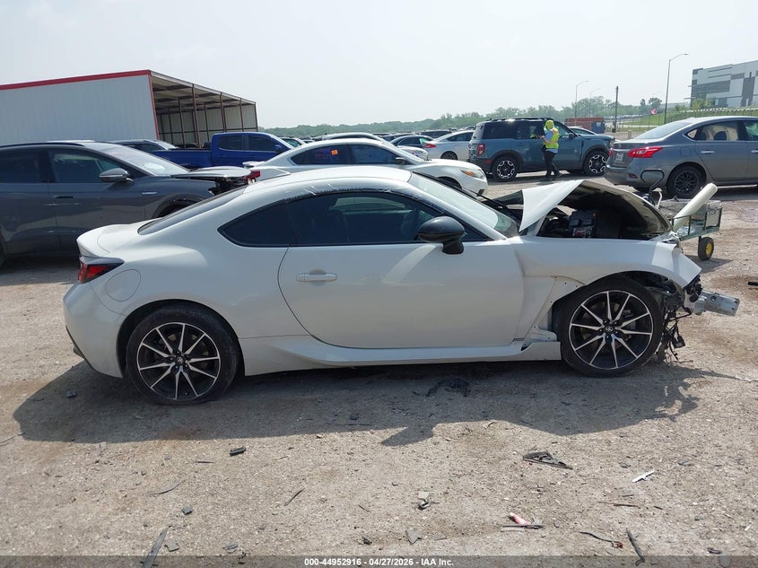 2022 Toyota Gr86 VIN: JF1ZNBC12N8757022 Lot: 44952916