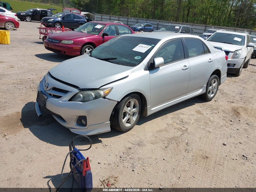 2013 TOYOTA COROLLA auction photo 2