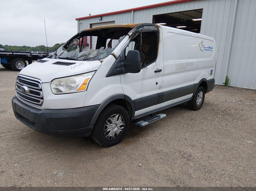 2015 FORD TRANSIT-250 auction photo 2
