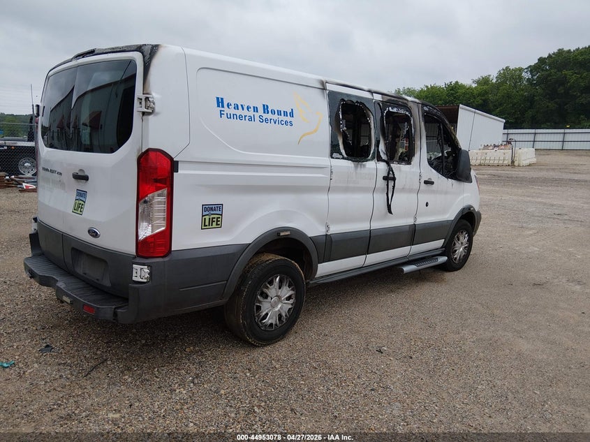 2015 FORD TRANSIT-250 auction photo 4