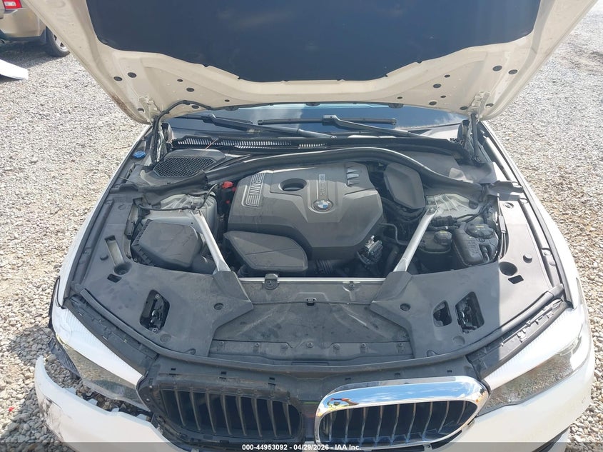 VIN WBAJA5C55KWW09717 2019 BMW 530I