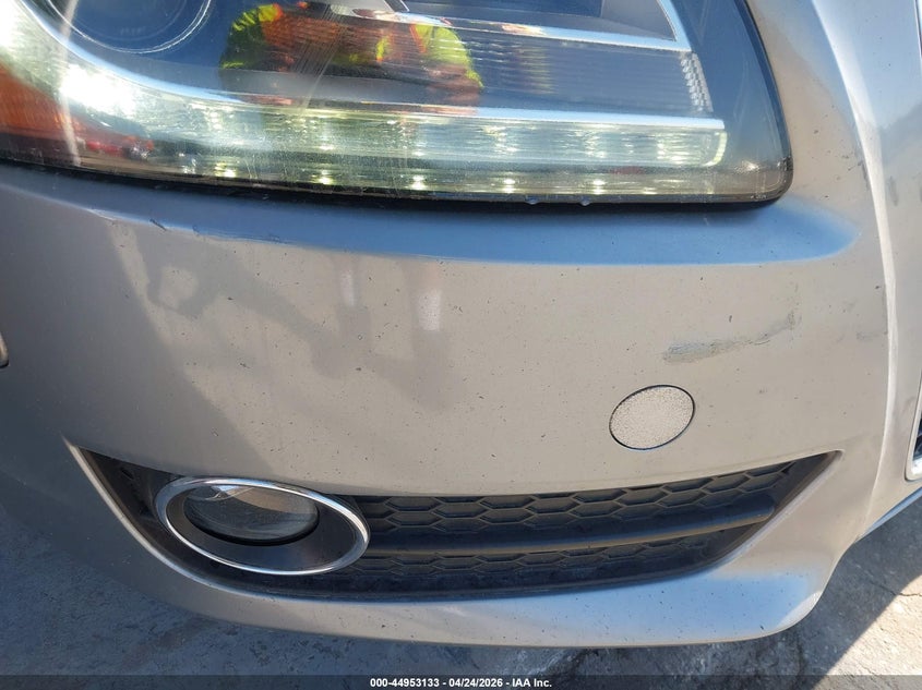 2011 Audi A5 2.0T Prestige VIN: WAUTFAFH3BN016744 Lot: 44953133