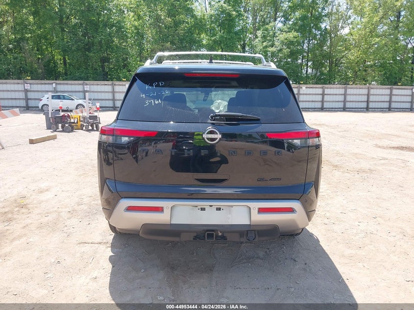 AtlanticExpress - Nissan Pathfinder