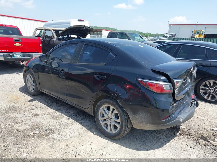 2017 TOYOTA YARIS IA auction photo 3