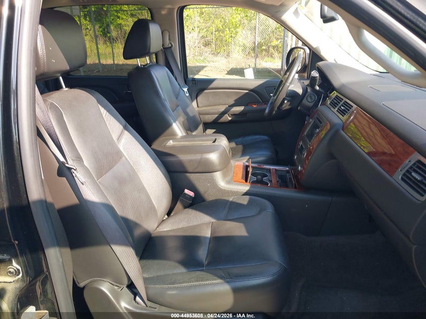2009 Chevrolet Suburban 1500 Ltz