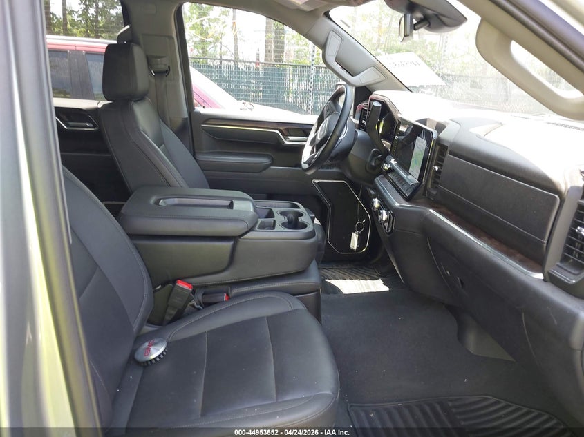 2025 GMC Sierra 1500 4Wd Short Box Slt